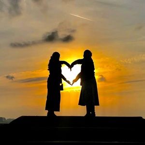 Meet your Posher, Sharon